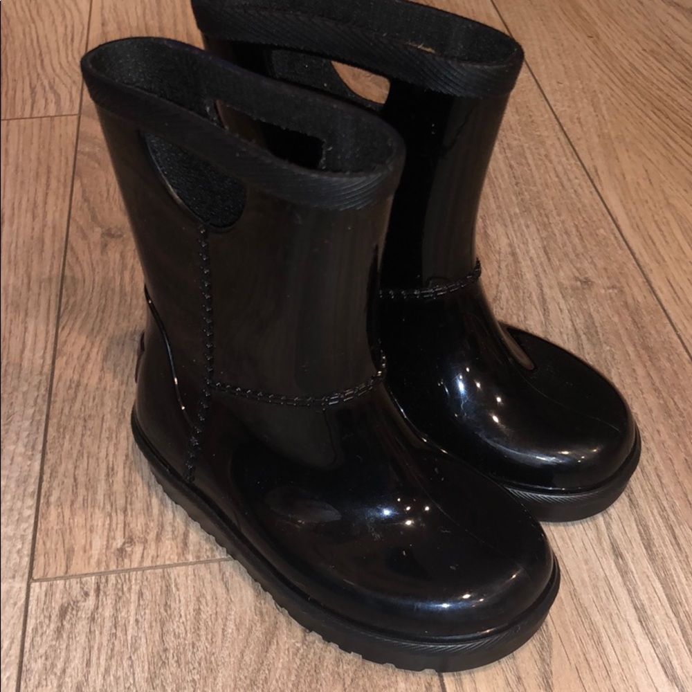 Ugg Black Rainboots, toddler size 6. EUC.